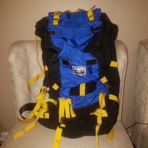 MEC Serratus Backpack Hiking Backpacking